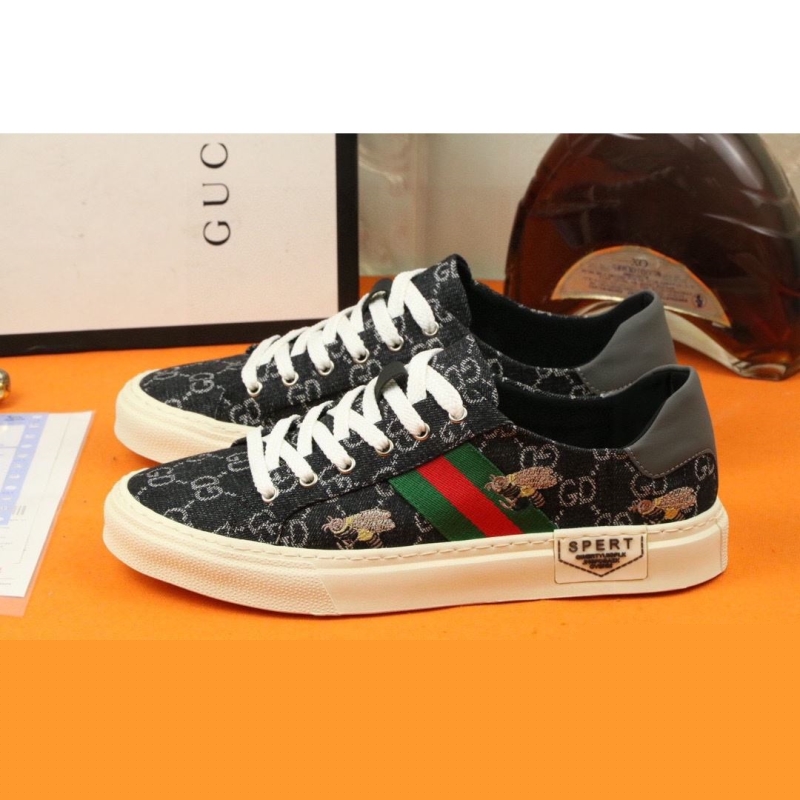 G*u*i casual shoes